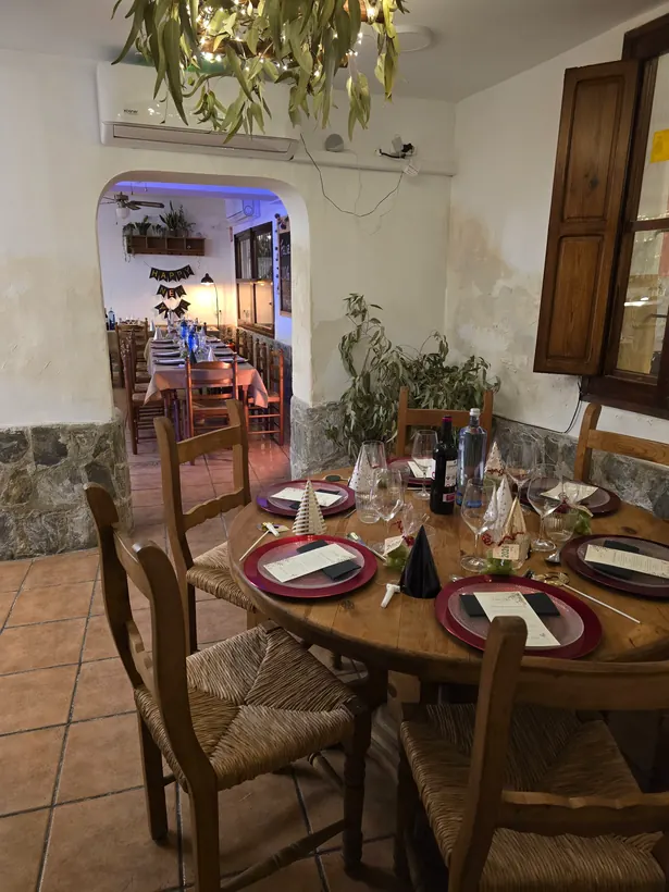 Salón preparado para una celebración